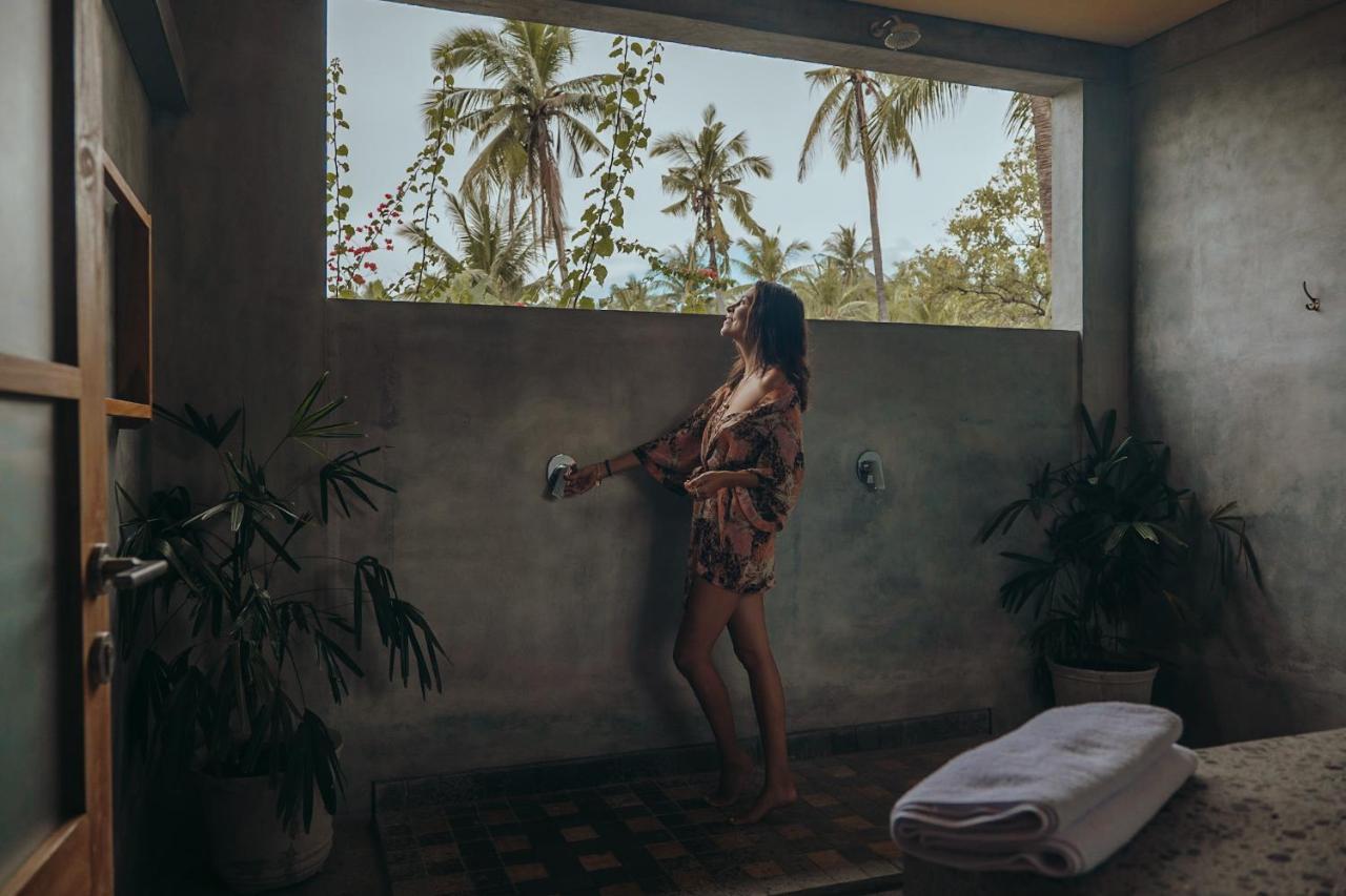 Mangroove Bay Boutique Hostel Banyuwedang Exterior foto