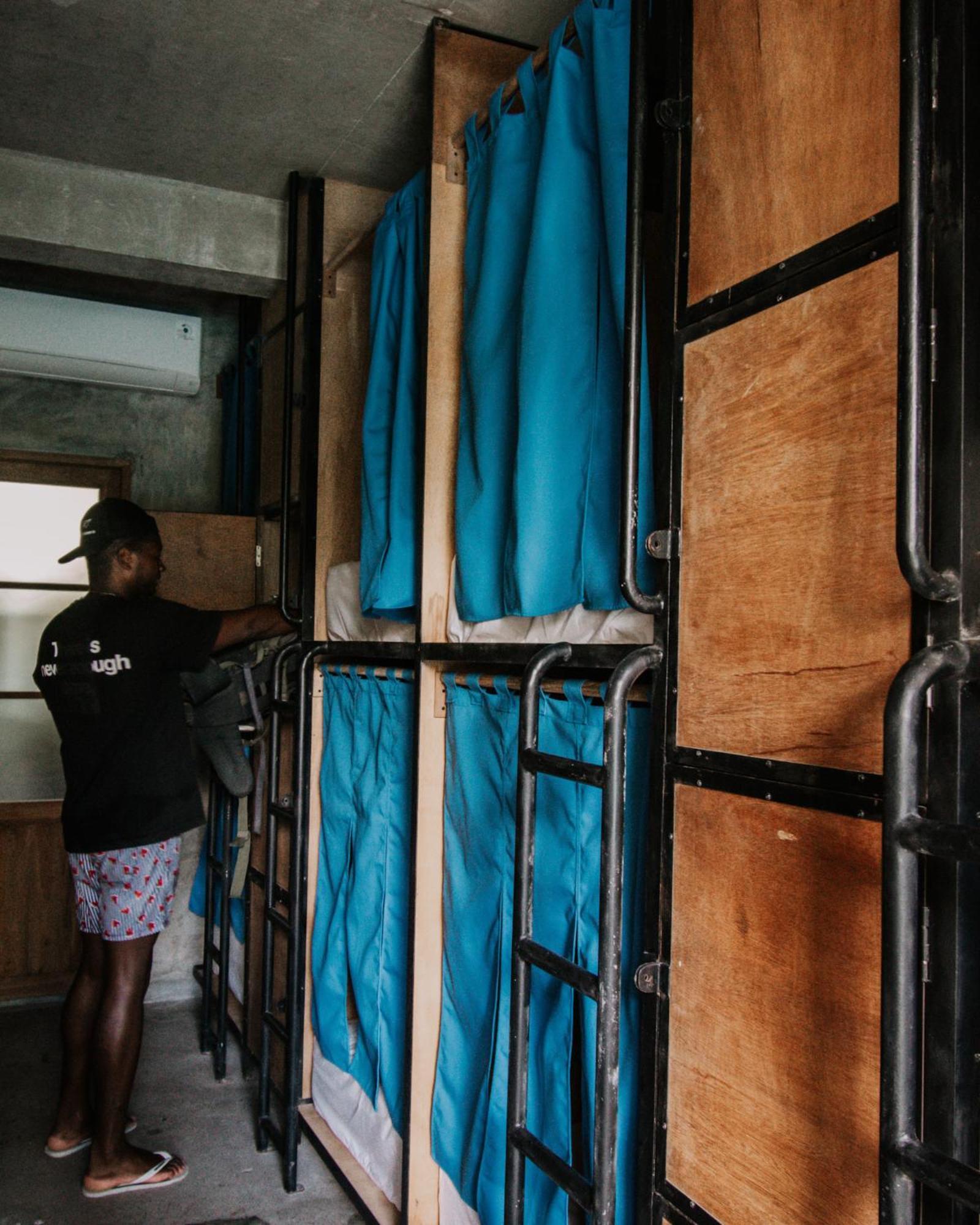 Mangroove Bay Boutique Hostel Banyuwedang Quarto foto